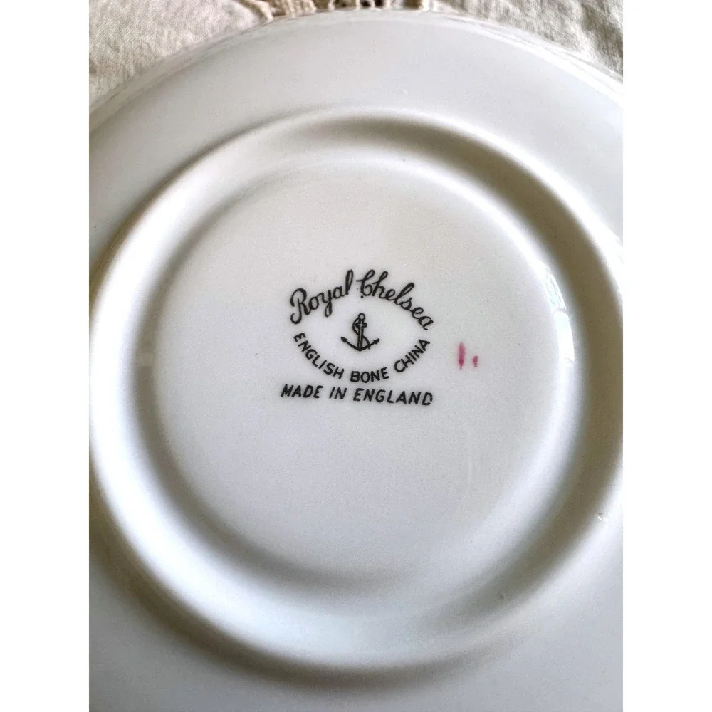 Royal Chelsea English Bone China Teacup Saucer Set Pink Rose Gold Trim 4377 A